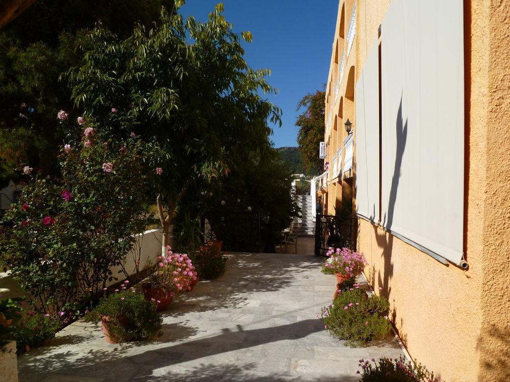 Liberty II Agia Marina (Aegina) Exterior foto